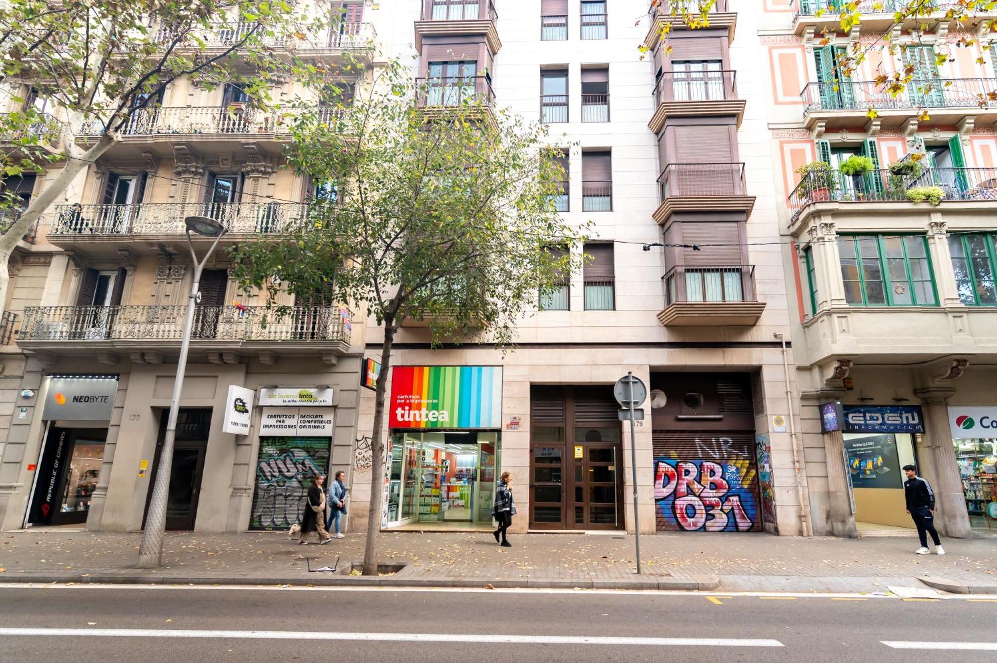 Apartament Comfy Downtown + Private Terrace Barcelona Zewnętrze zdjęcie