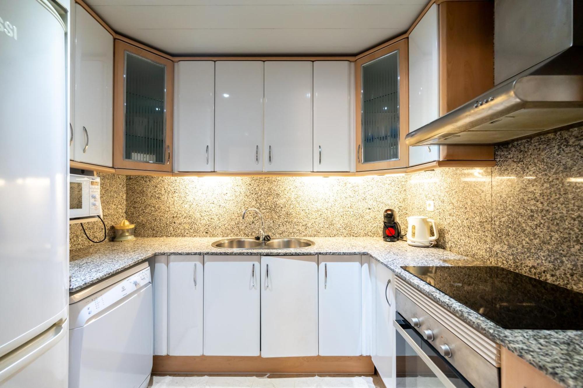 Apartament Comfy Downtown + Private Terrace Barcelona Zewnętrze zdjęcie