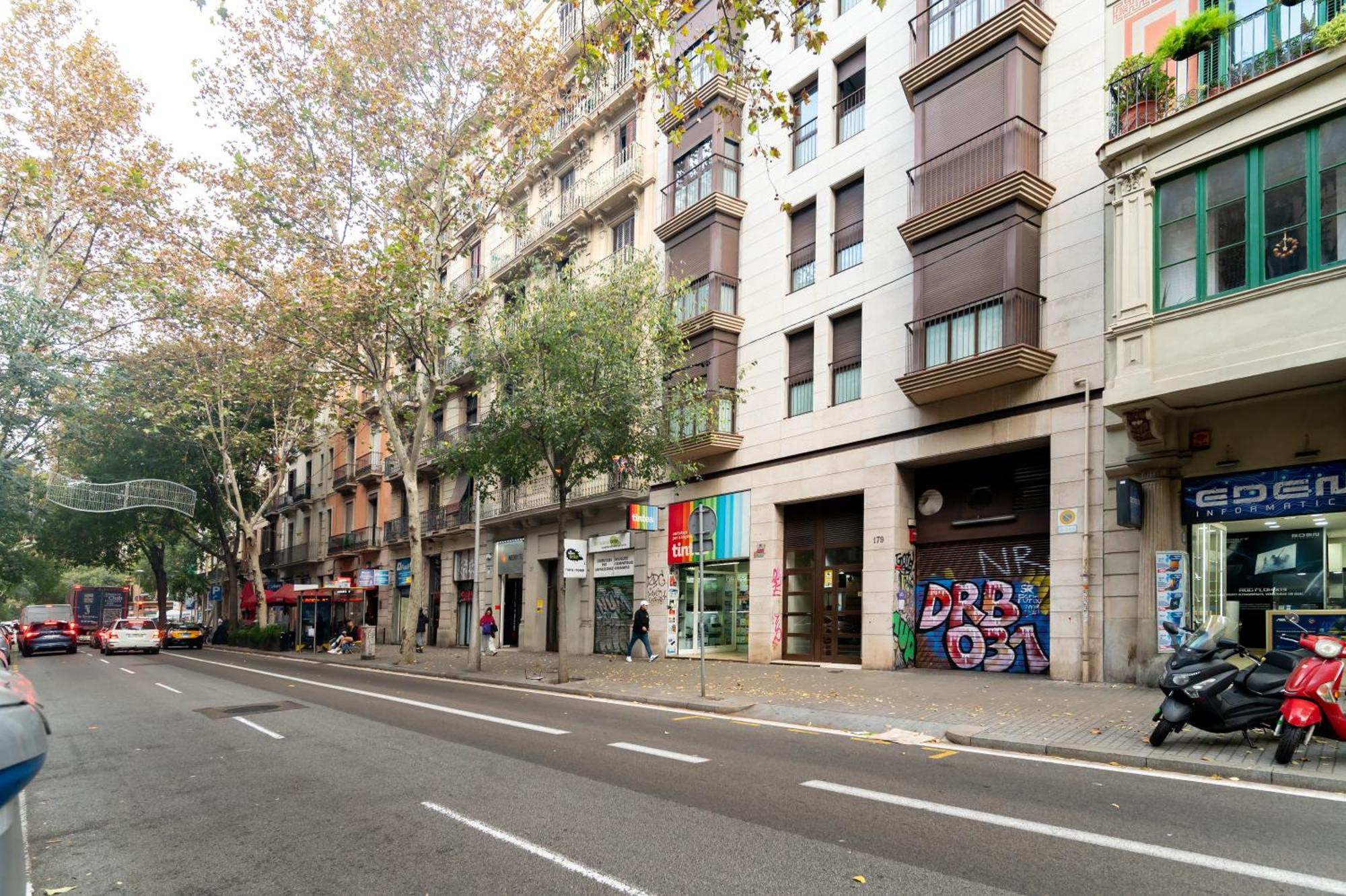 Apartament Comfy Downtown + Private Terrace Barcelona Zewnętrze zdjęcie